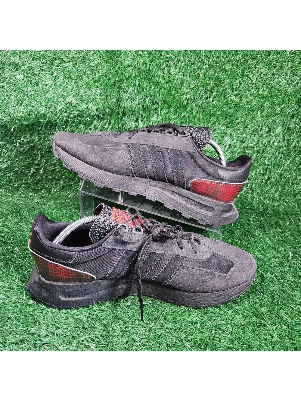 Adidas Mens Retropy E5 GZ4619 Black Red Low Top Lace-Up Sneakers Shoes Size 11.5